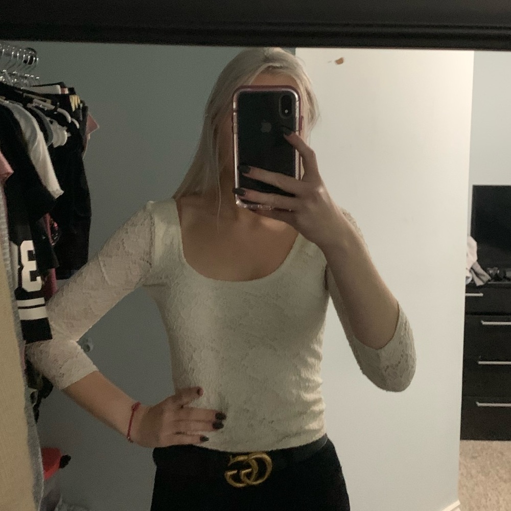 ❤️3/$30 - Hollister Lace Shirt